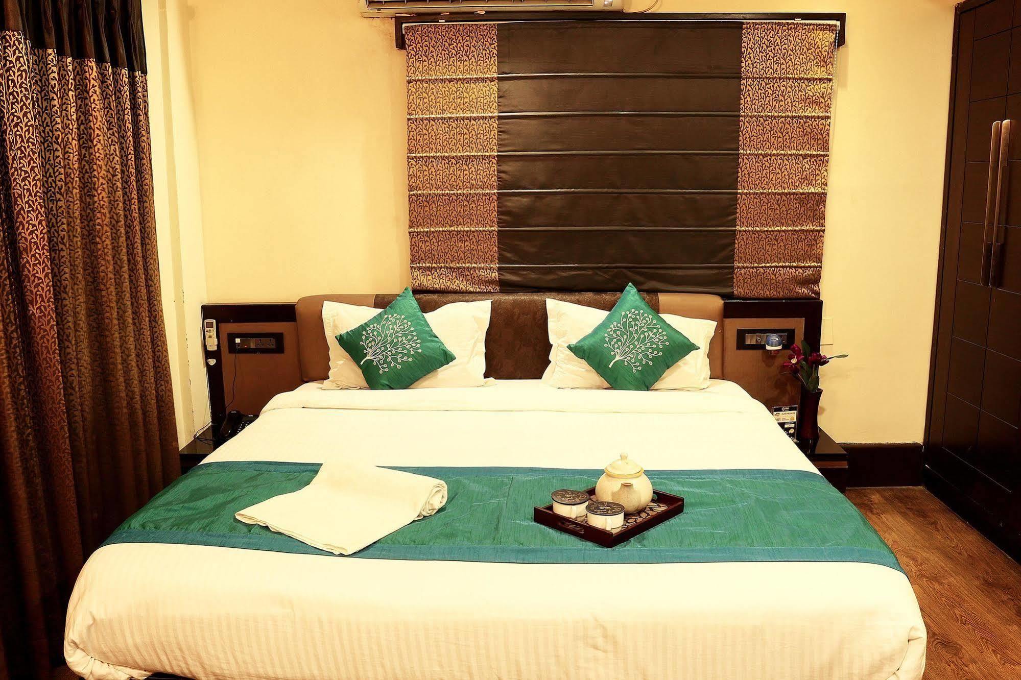 Tangerine Guest House Kolkata Ngoại thất bức ảnh